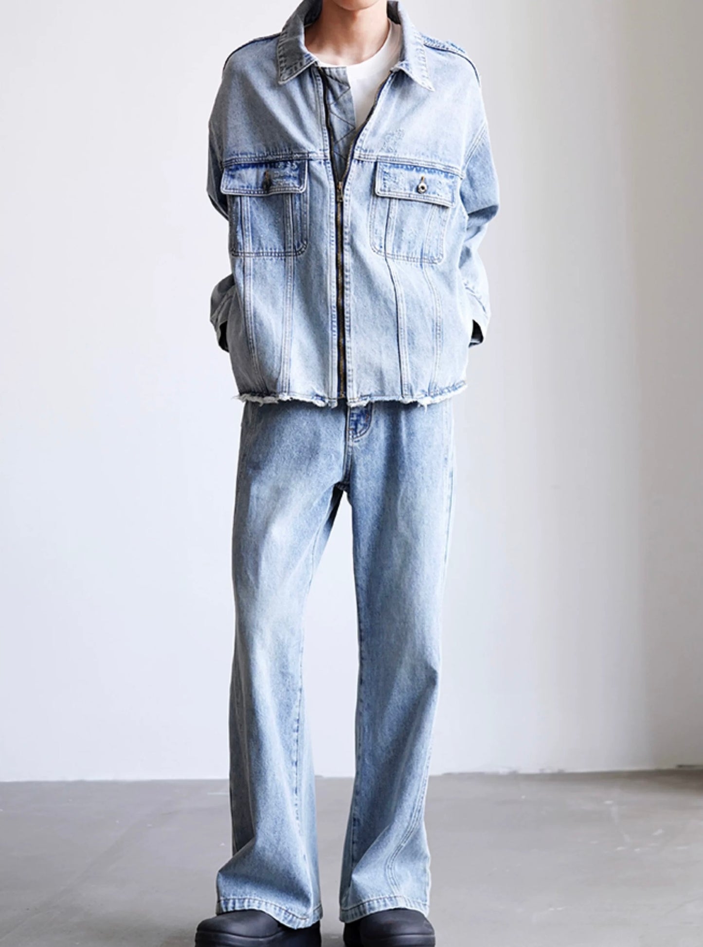 Light blue casual denim pants