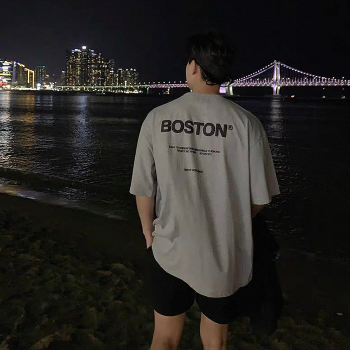 Loose Fit Boston T-shirt