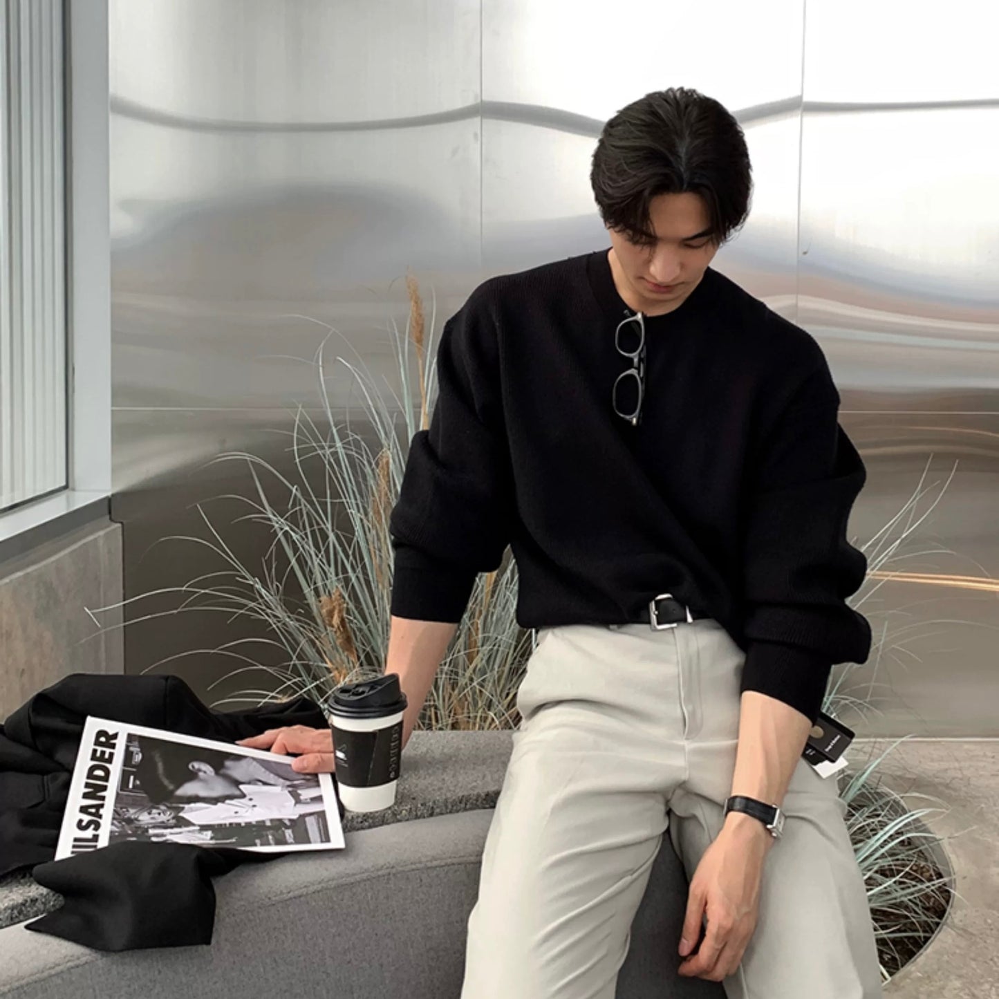 Round-neck bottom shirt