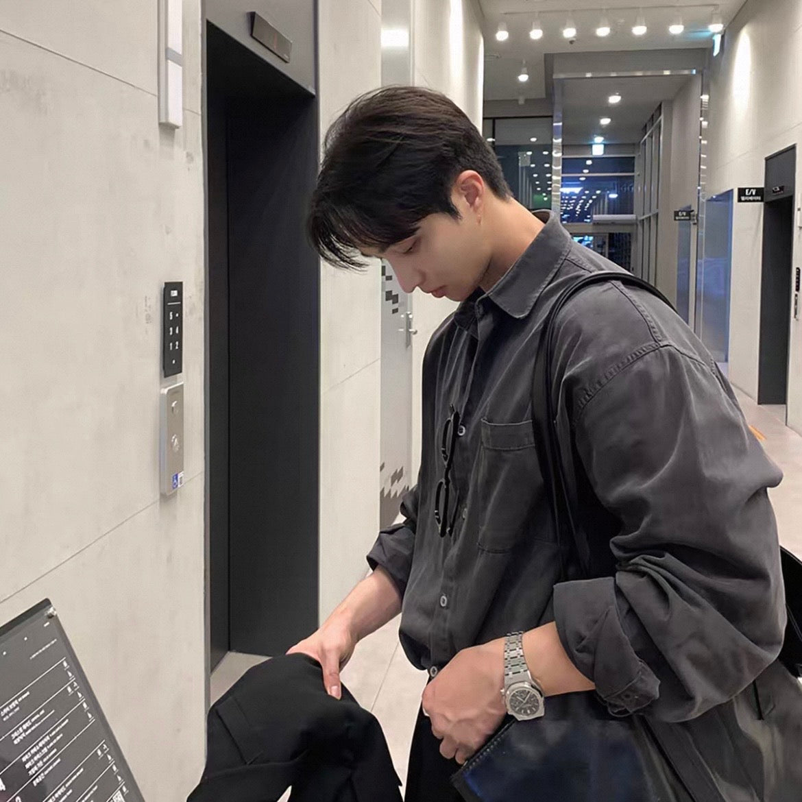 Casual Trendy Pointed Collar Shirt