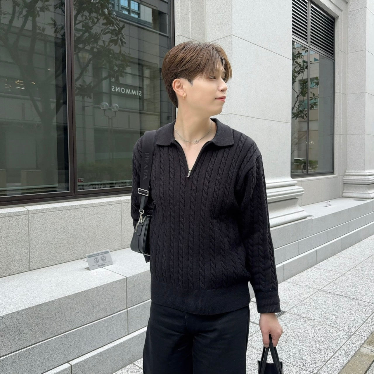 Model Zip Knit Sweater
