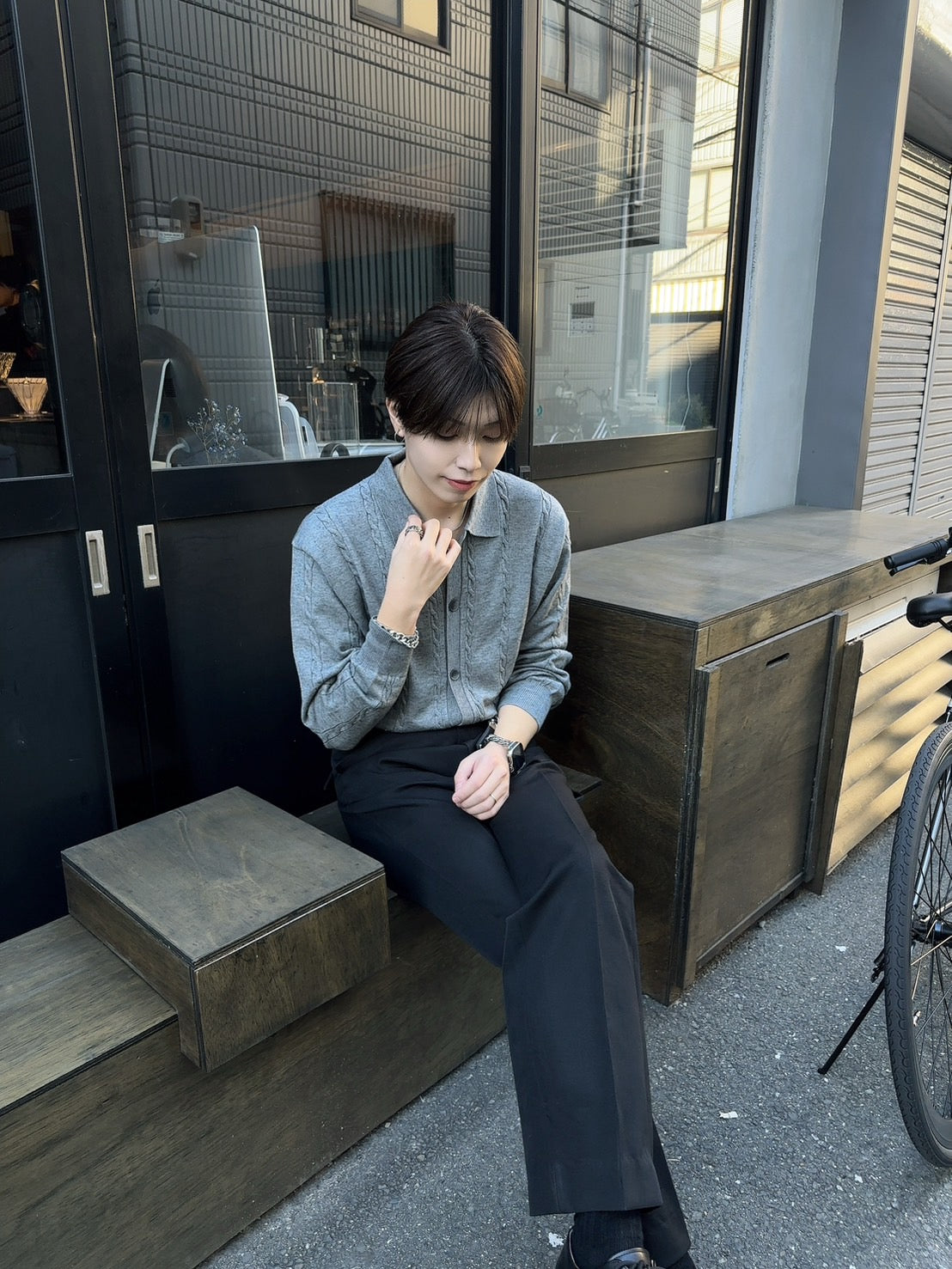 Lapel Twist Pattern Knit Sweater