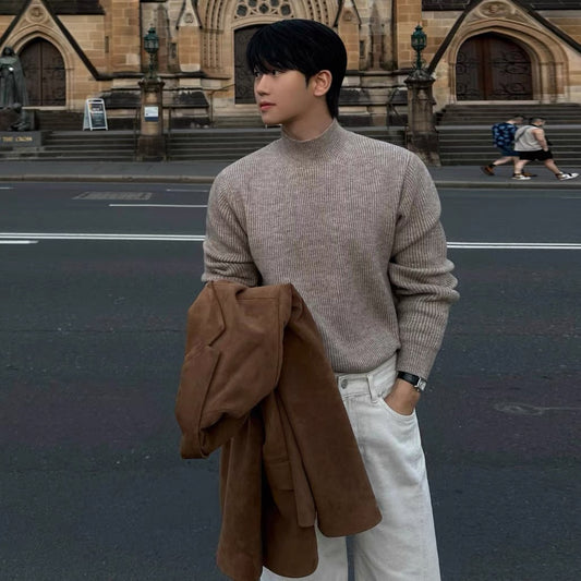 Minimalist Solid Color Turtleneck Sweater