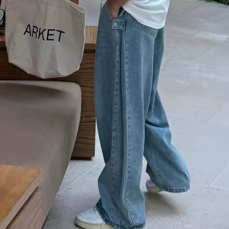 Retro Wide-Legged Jeans