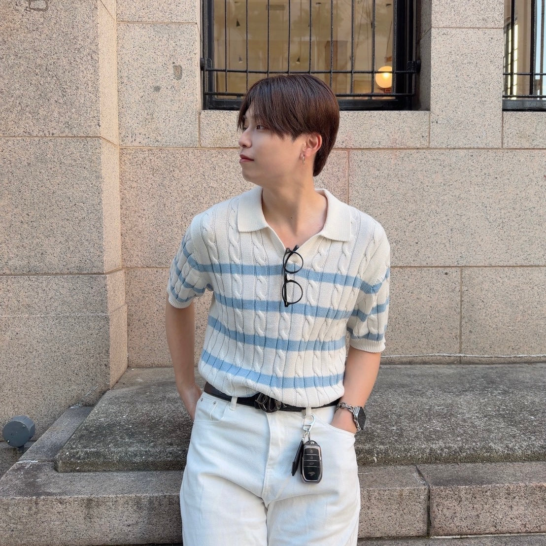 Short-Sleeved Stripe Trend Knit