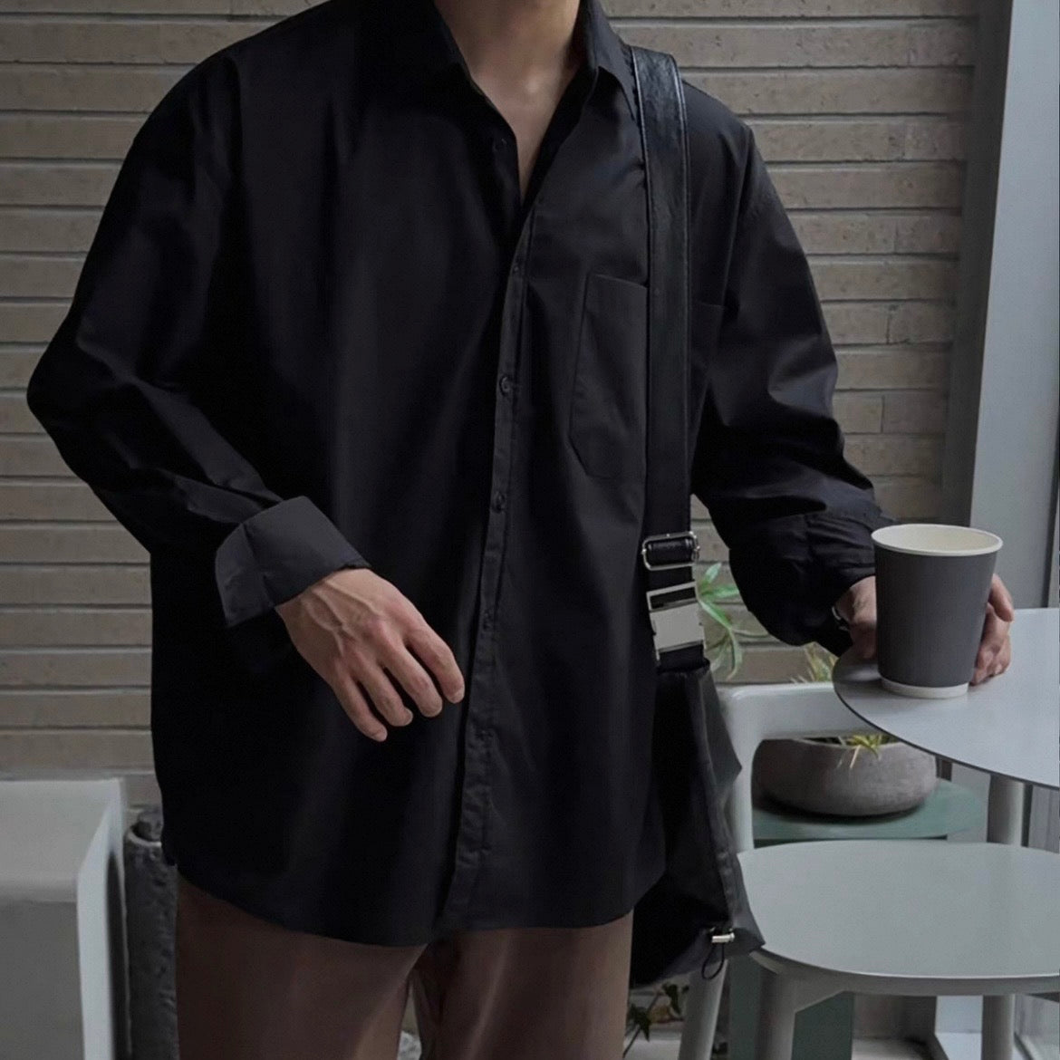 Minimal Loose Shirt