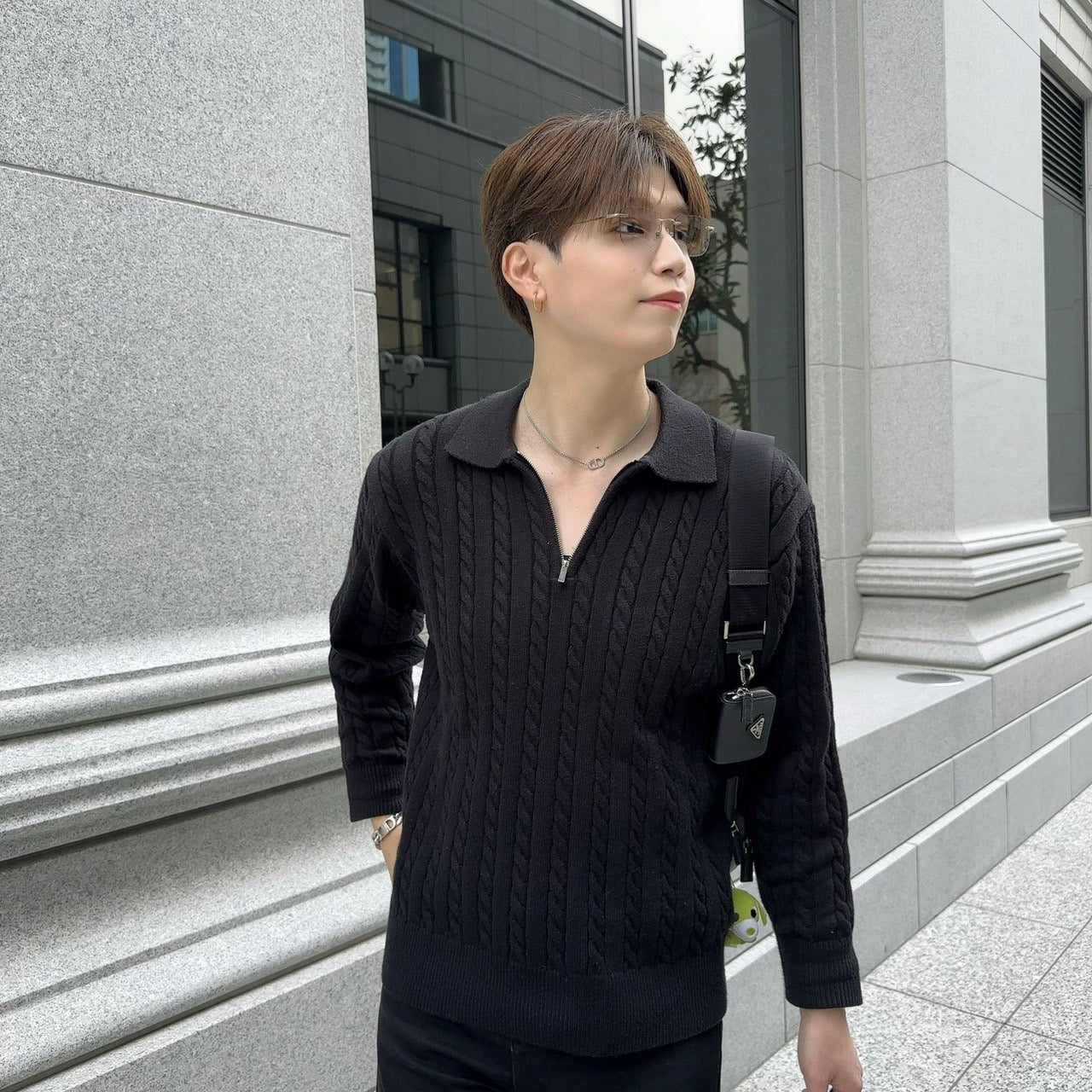 Model Zip Knit Sweater