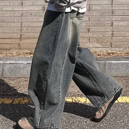 Cleanfit Wide-Leg Jeans