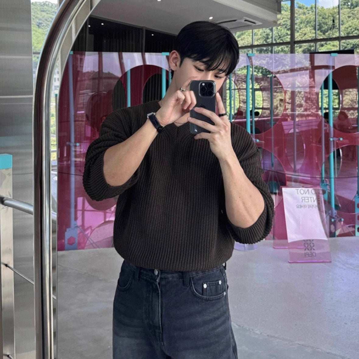 Men's V-Neck Knit Sweater