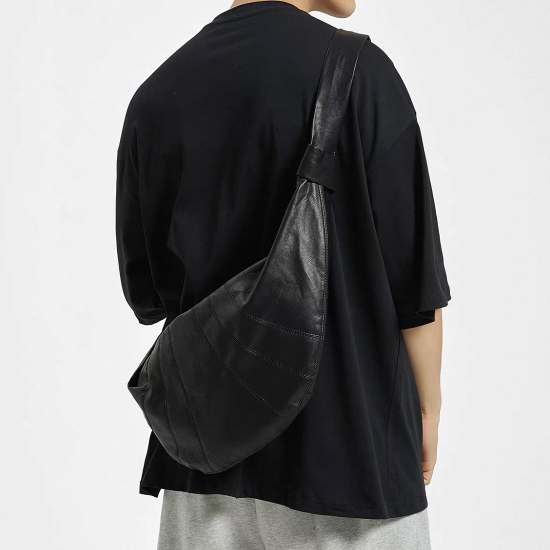 Chic Crossbody Croissant Bag