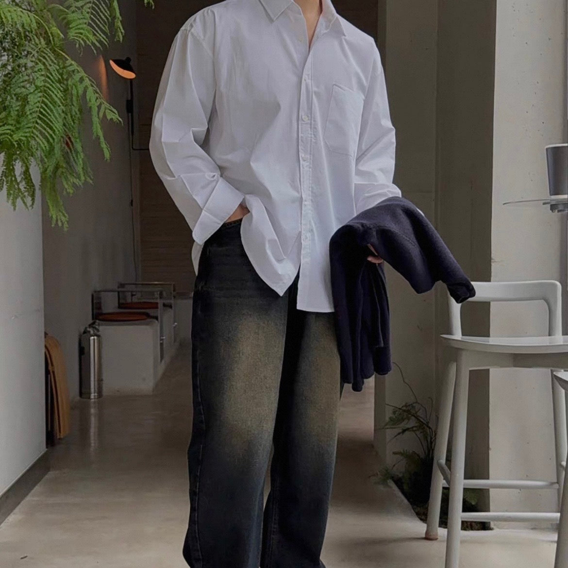 Minimal Loose Shirt
