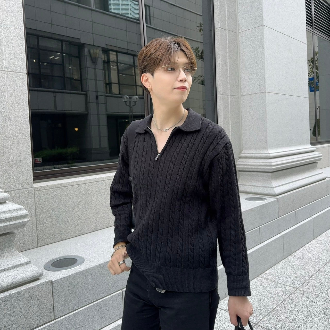 Model Zip Knit Sweater
