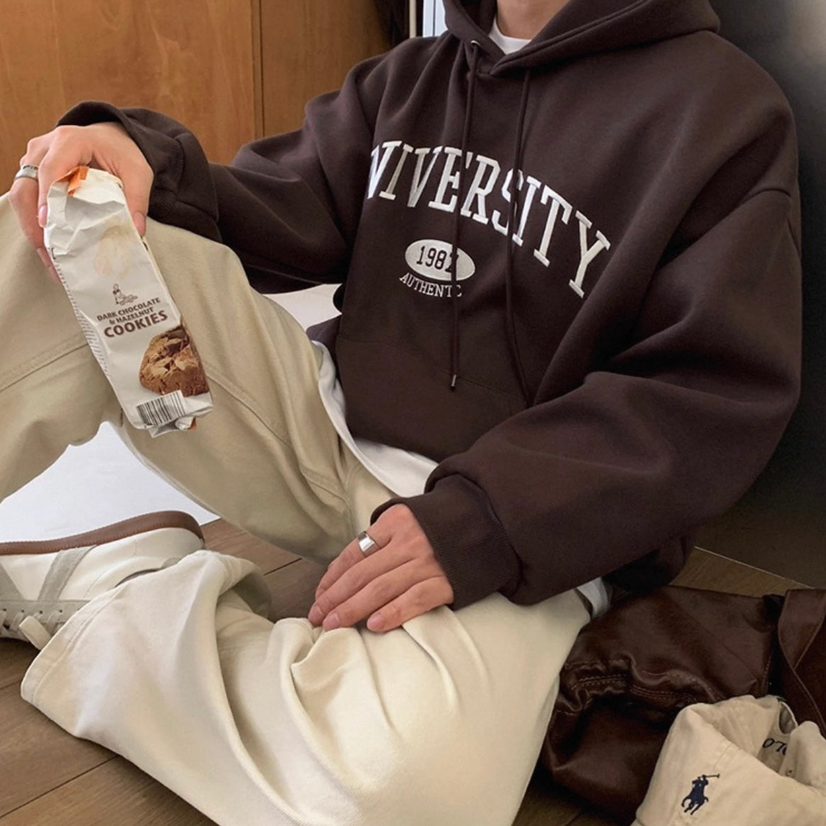 Logo Hoodie Pullover