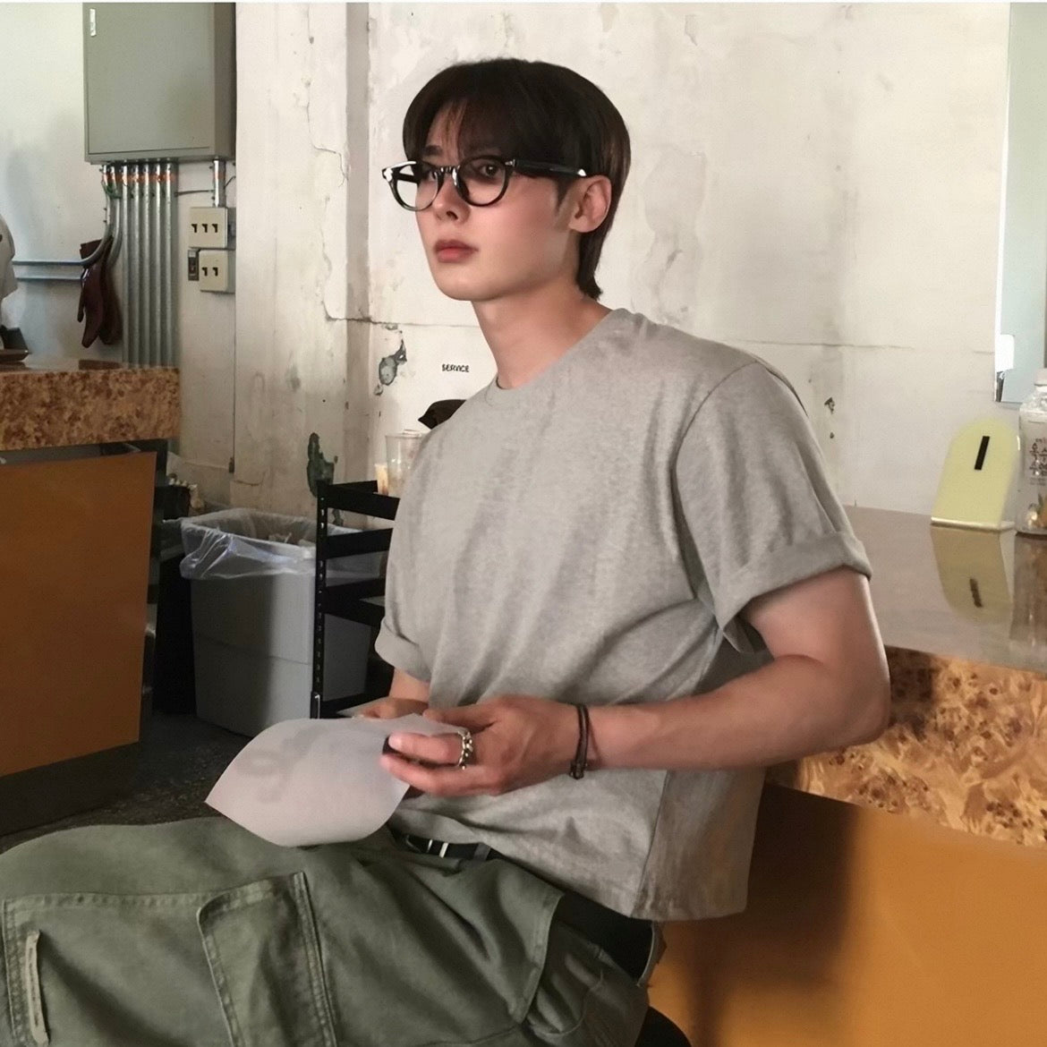 Korean Minimalist Cropped T-Shirt