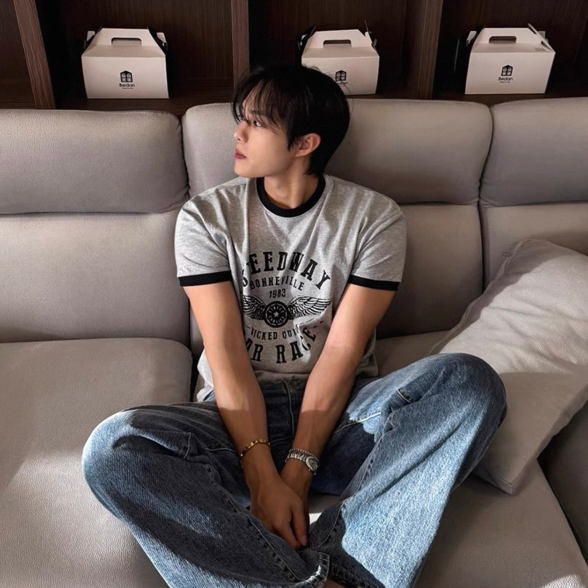 Retro Color-Block Commuter T-Shirt