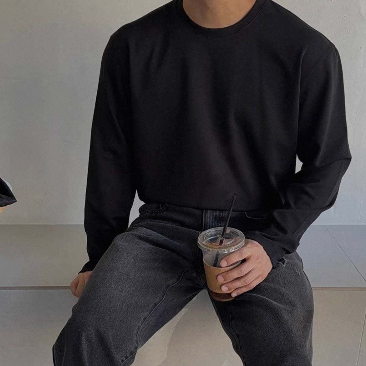 Minimal Silhouette Long Sleeve Tee