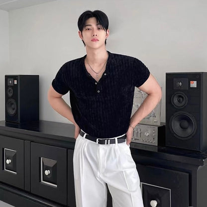 Minimal Henley Fit Tee