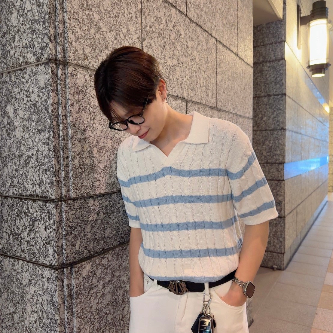 Short-Sleeved Stripe Trend Knit