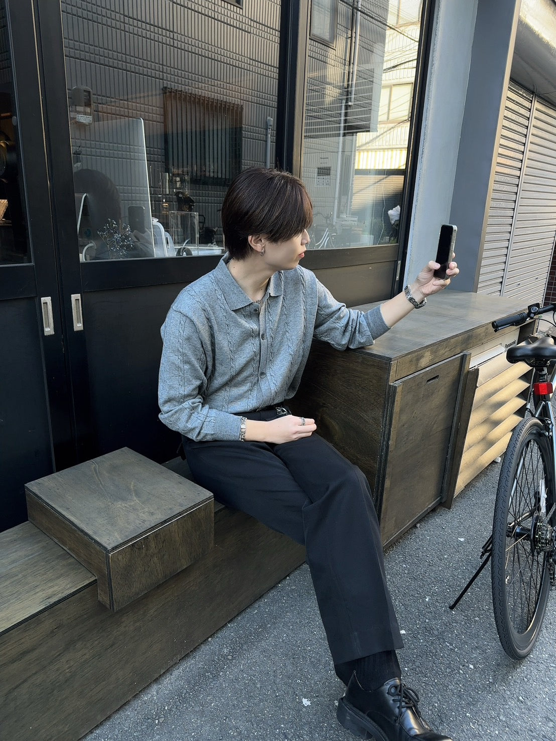 Lapel Twist Pattern Knit Sweater