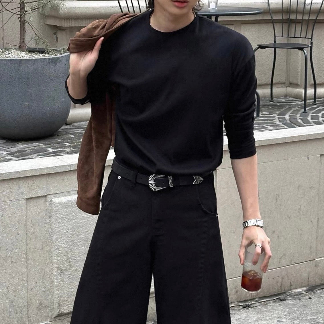 Minimal Ribbed Long Sleeve Tee