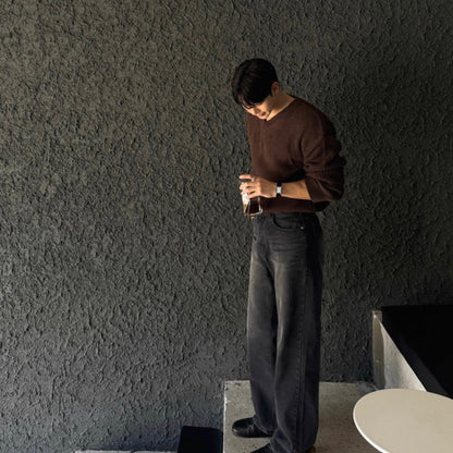 Men's V-Neck Knit Sweater