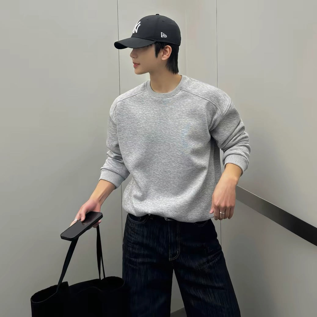Daily Raglan Sweatshirt