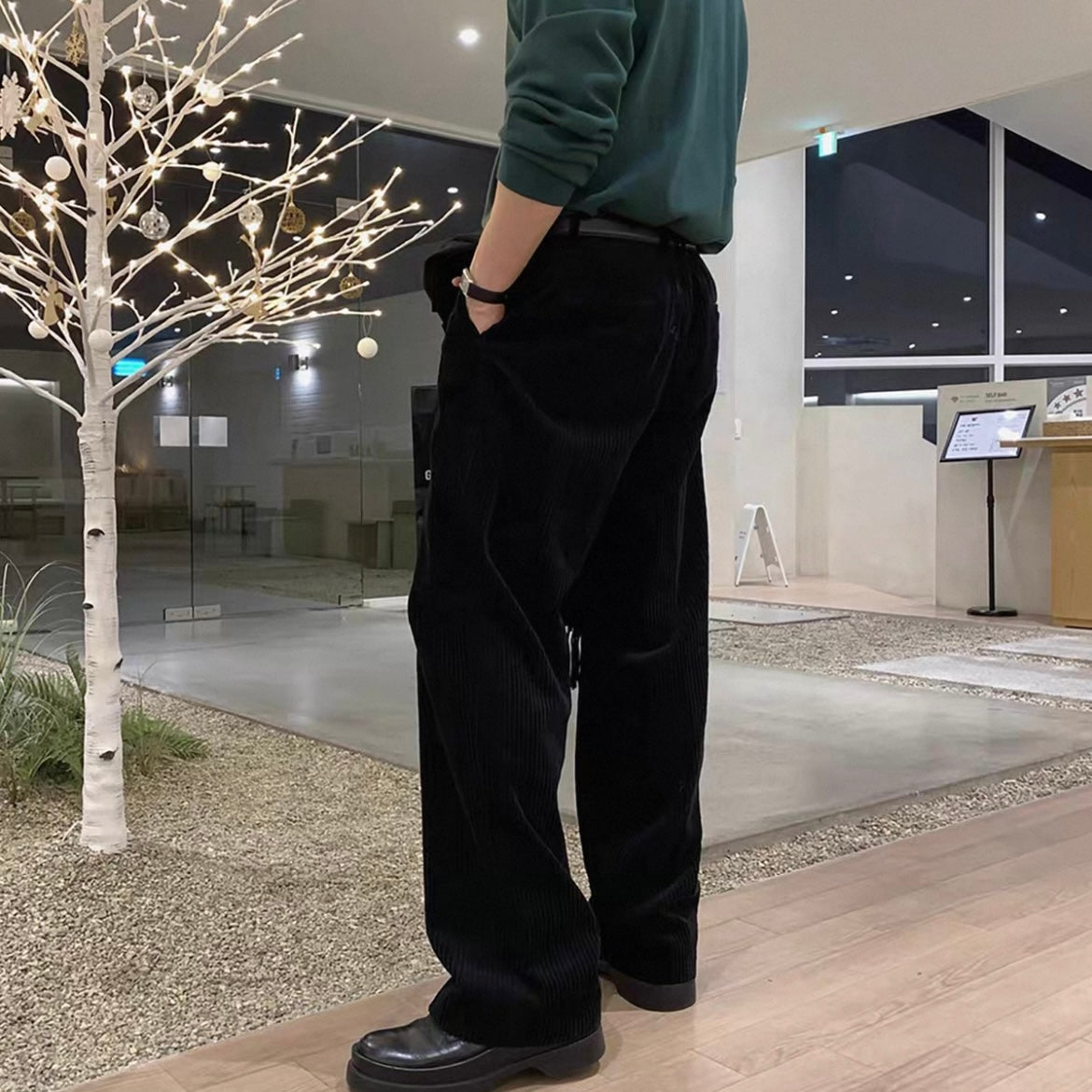 Retro Corduroy Wide-Leg Pants