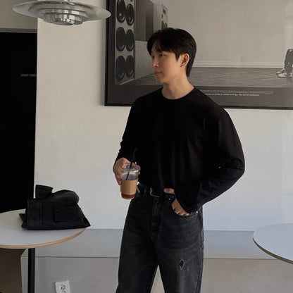 Minimal Silhouette Long Sleeve Tee