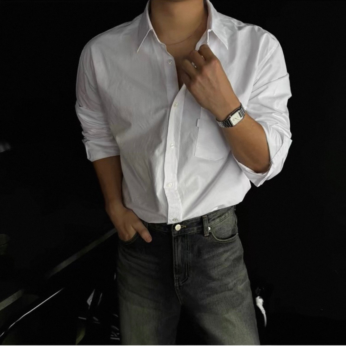 Minimal Loose Shirt