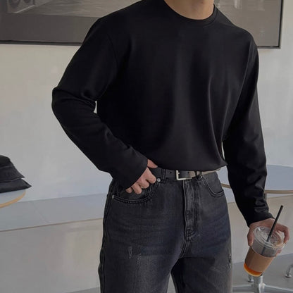 Minimal Silhouette Long Sleeve Tee