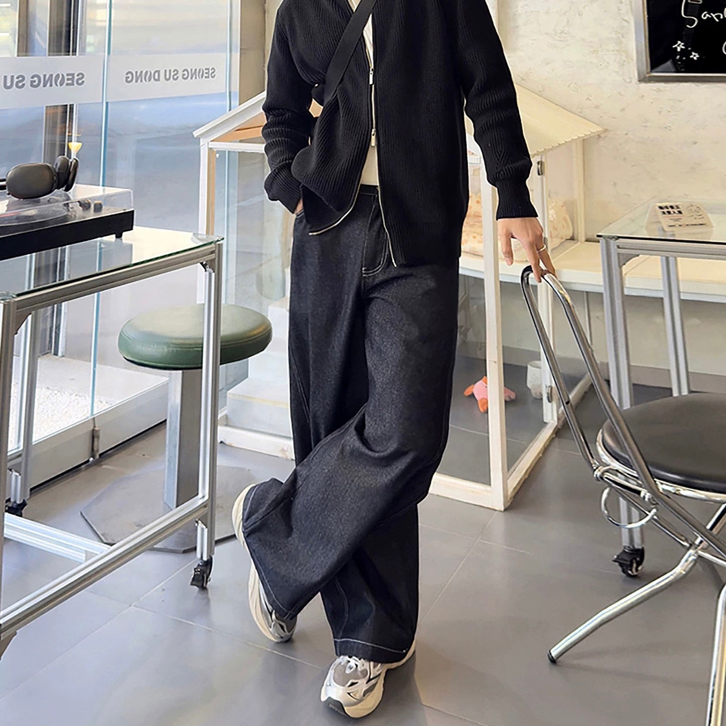 Minimalist Wide Pants