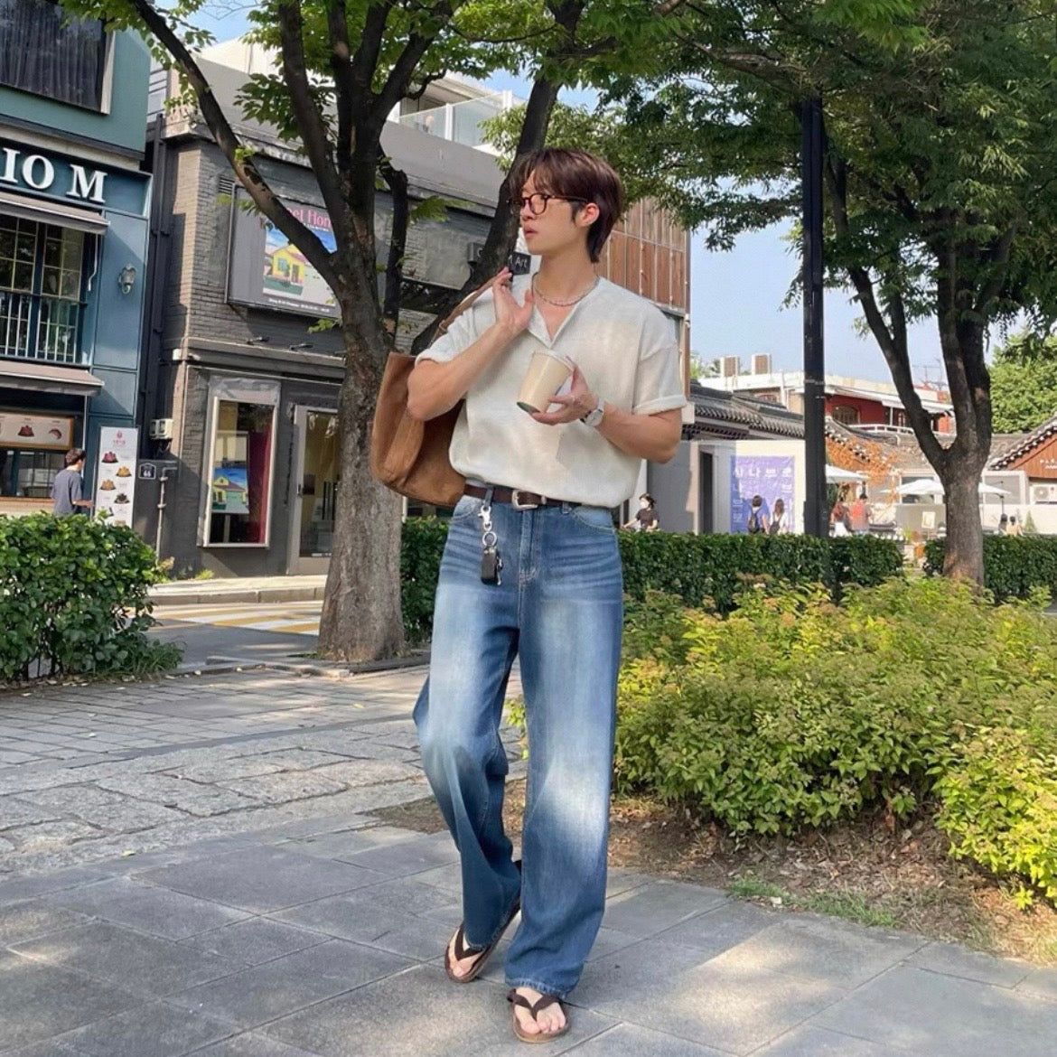 Loose Summer Collared T-shirt