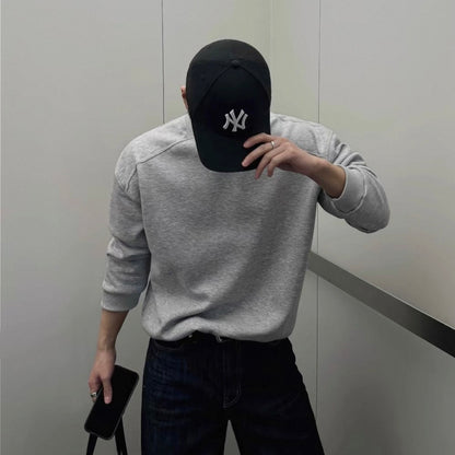 Daily Raglan Sweatshirt