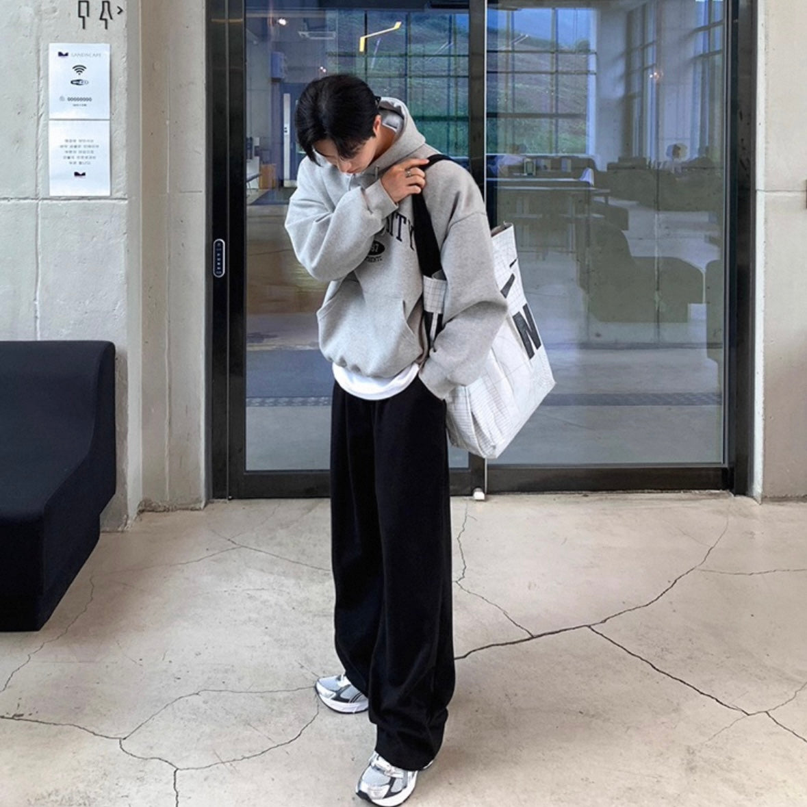 Logo Hoodie Pullover