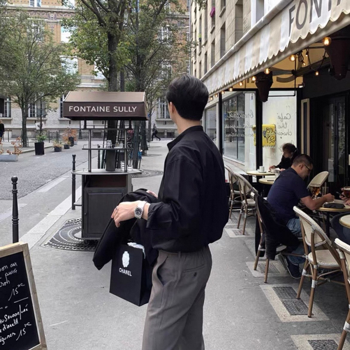 Breezy Casual Long-Sleeve Shirt