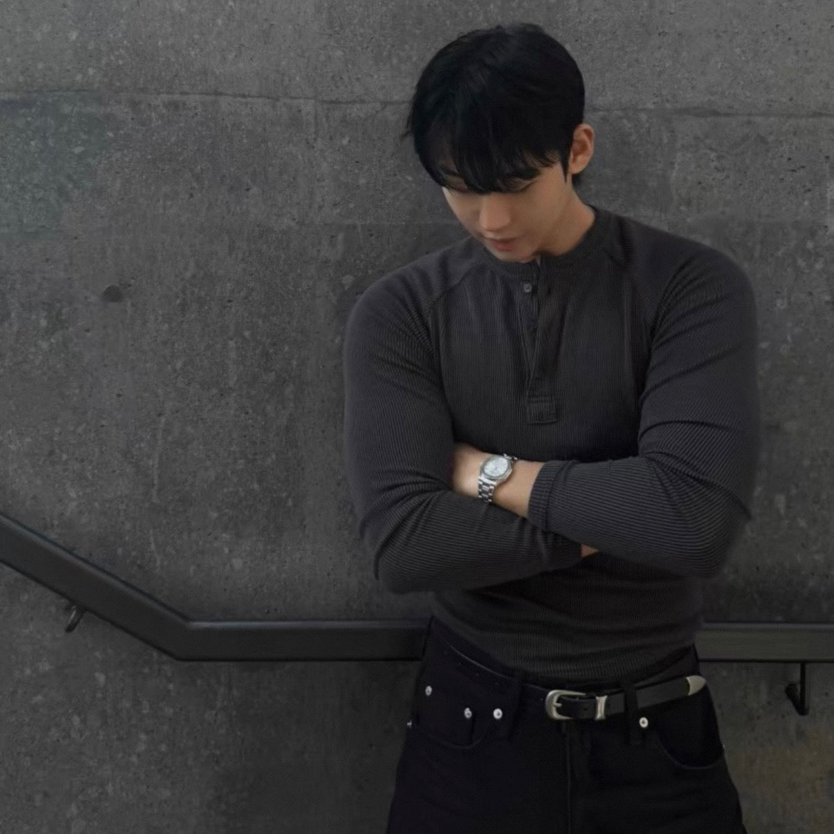 Muscle Fit Henley Neck Knit