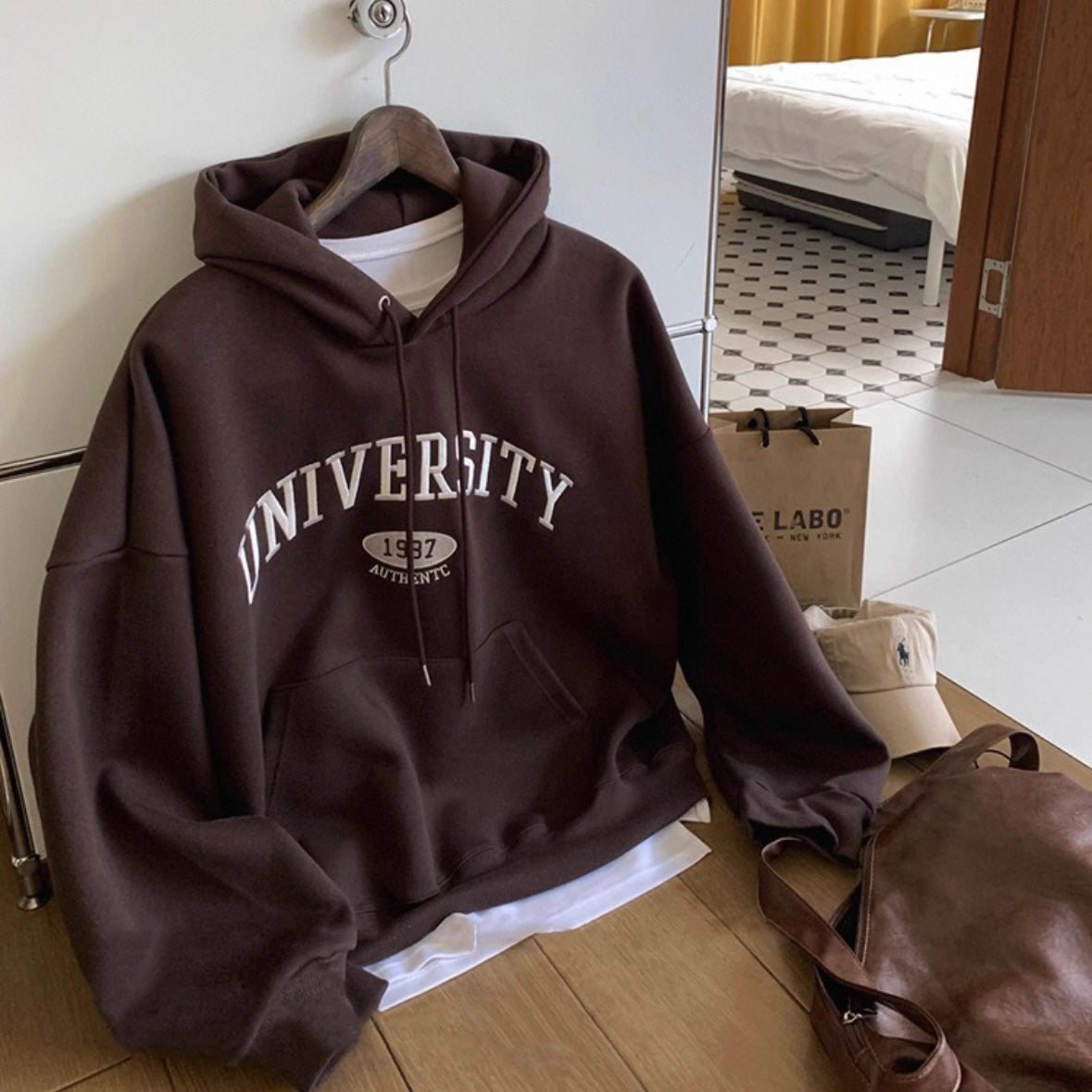 Logo Hoodie Pullover