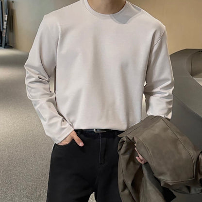 Minimal Silhouette Long Sleeve Tee